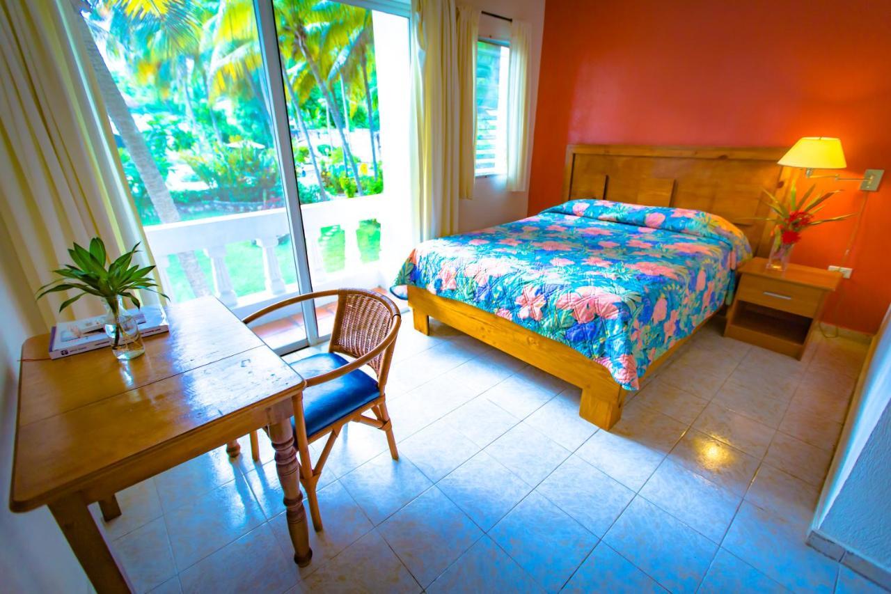 Hotel Restaurant Cyvadier Plage Jacmel Exterior foto